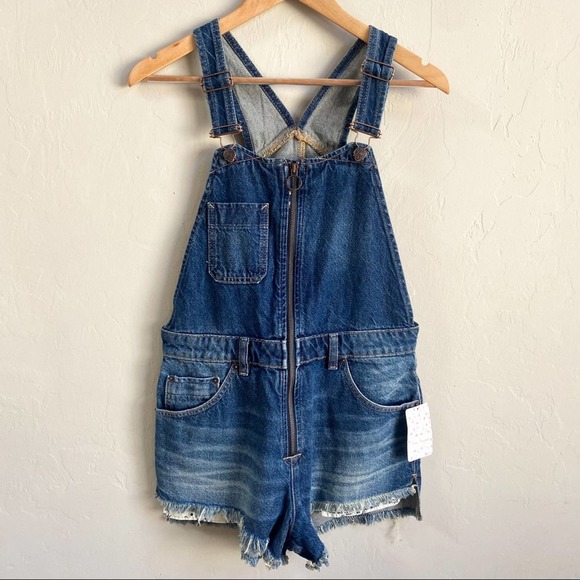 SOLD - Picture 2 of 8